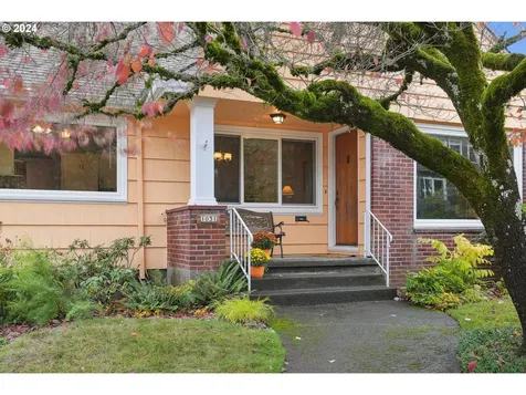 1031 SE 56th Avenue Portland OR 97215