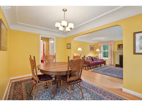 1031 SE 56th Avenue Portland OR 97215