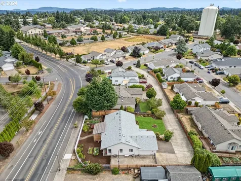 18814 S End Road Oregon City OR 97045