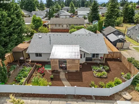 18814 S End Road Oregon City OR 97045