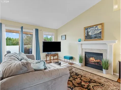 18814 S End Road Oregon City OR 97045