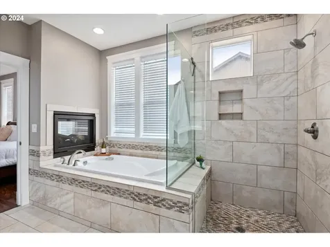 3645 Snowberry Road Eugene OR 97403