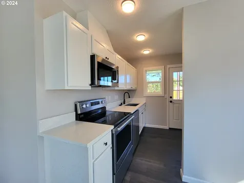 2307 Watson Avenue Vancouver WA 98661
