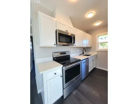 2307 Watson Avenue Vancouver WA 98661