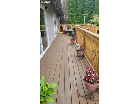 16745 Ne Hassalo Street Portland OR 97230