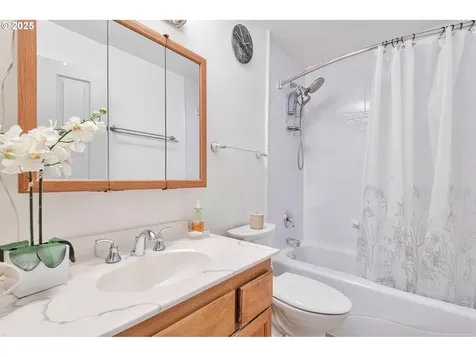 4411 N Kerby Avenue Portland OR 97217