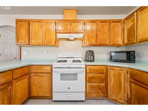 2341 SW Indian Avenue Redmond OR 97756