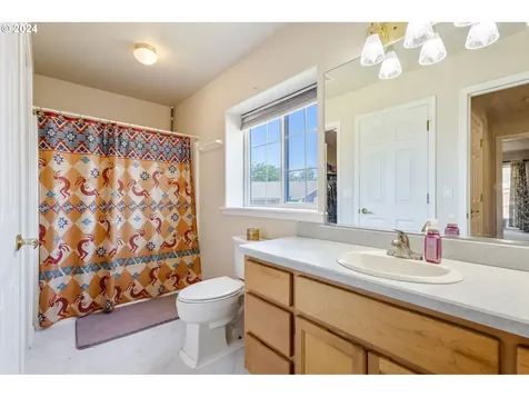 2341 SW Indian Avenue Redmond OR 97756