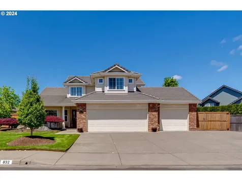832 Royaldel Lane Springfield OR 97477