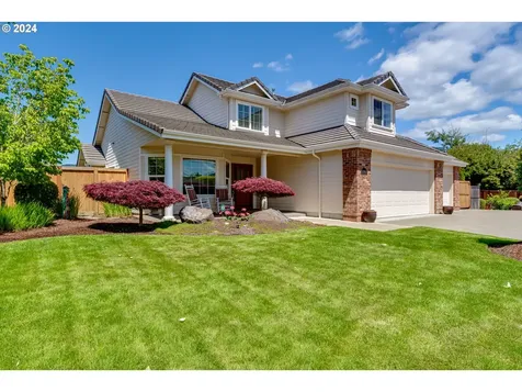 832 Royaldel Lane Springfield OR 97477