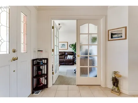 832 Royaldel Lane Springfield OR 97477