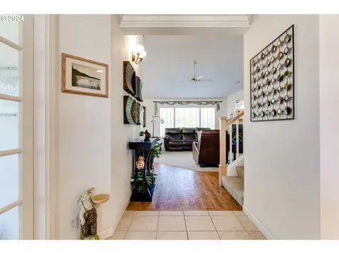 832 Royaldel Lane Springfield OR 97477