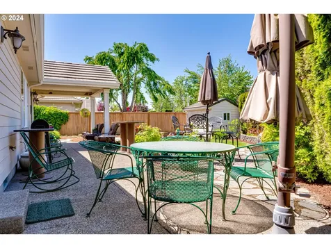 832 Royaldel Lane Springfield OR 97477