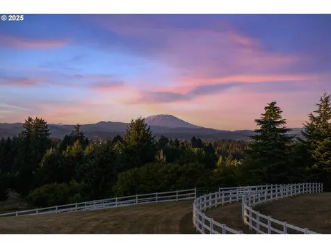 21121 NW 17th Court Ridgefield WA 98642