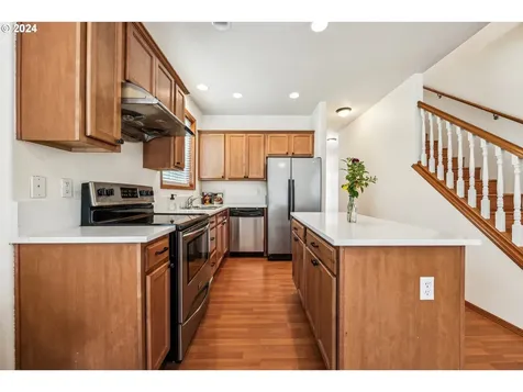 6018 Se Malden Street Portland OR 97206