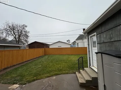 124 NW 2nd Street Goldendale WA 98620