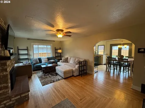 124 NW 2nd Street Goldendale WA 98620