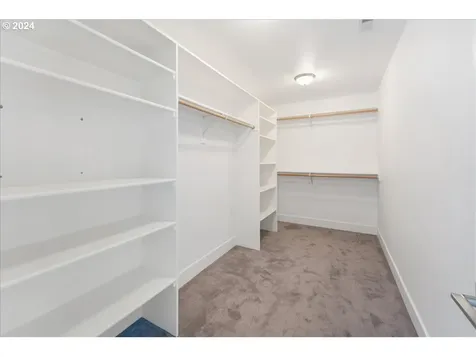 7475 SE Rhone Street Portland OR 97206