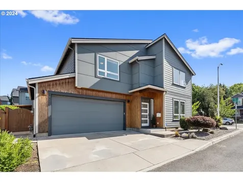 7475 SE Rhone Street Portland OR 97206