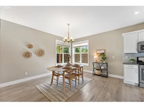 7475 SE Rhone Street Portland OR 97206
