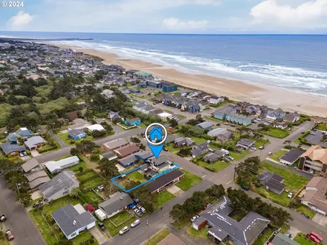 1040 Nw Hurbert Street Newport OR 97365
