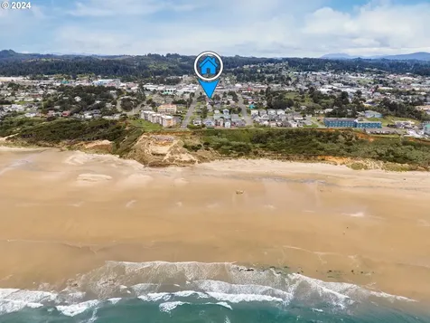 1040 Nw Hurbert Street Newport OR 97365