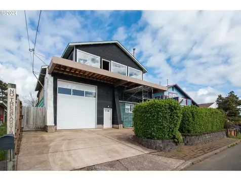 1040 Nw Hurbert Street Newport OR 97365