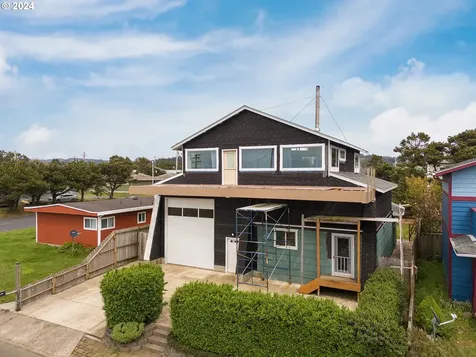 1040 Nw Hurbert Street Newport OR 97365