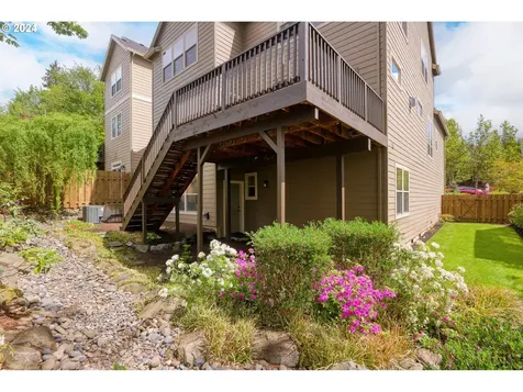 1369 Nw 114th Avenue Portland OR 97229