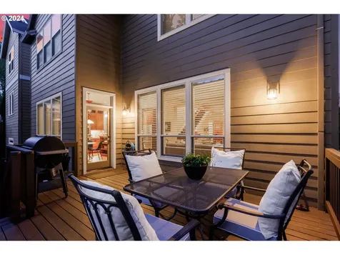 1369 Nw 114th Avenue Portland OR 97229