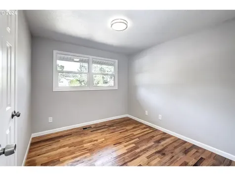 1108 Se 139th Avenue Portland OR 97233