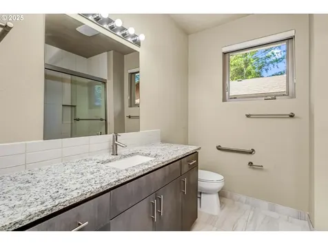 6087 Carman Drive Lake Oswego OR 97035