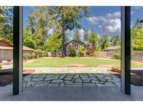 6087 Carman Drive Lake Oswego OR 97035