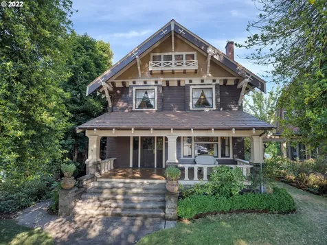 1844 Se 12th Avenue Portland OR 97214
