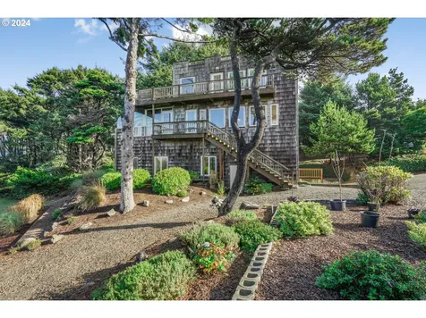 1212 NW Curtis Street Seal Rock OR 97376