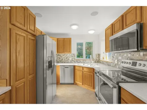 1212 NW Curtis Street Seal Rock OR 97376