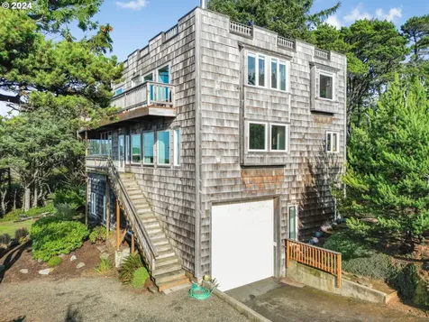1212 NW Curtis Street Seal Rock OR 97376