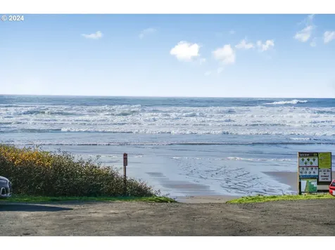 1212 NW Curtis Street Seal Rock OR 97376