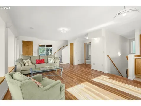 1212 NW Curtis Street Seal Rock OR 97376