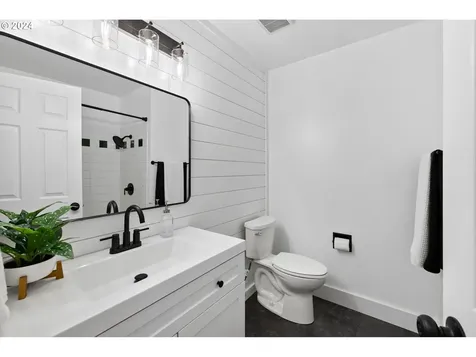 7604 Ne 126th Avenue Vancouver WA 98682