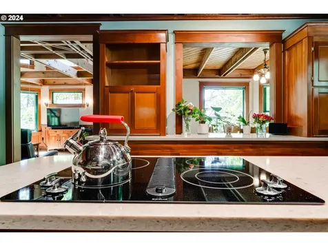 85213 Chezem Road Eugene OR 97405