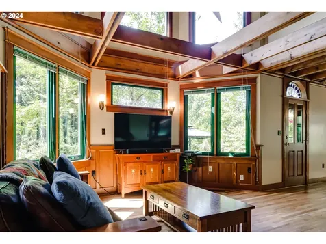 85213 Chezem Road Eugene OR 97405