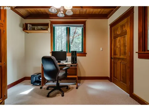 85213 Chezem Road Eugene OR 97405