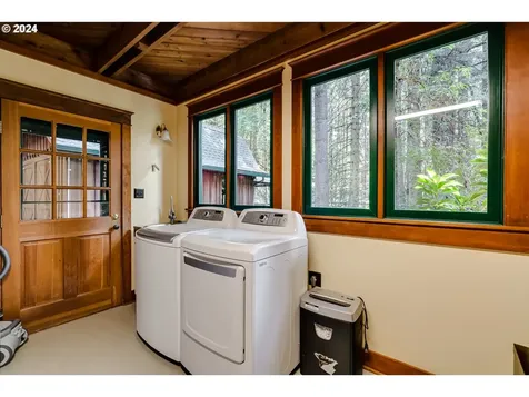 85213 Chezem Road Eugene OR 97405
