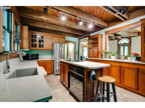 85213 Chezem Road Eugene OR 97405