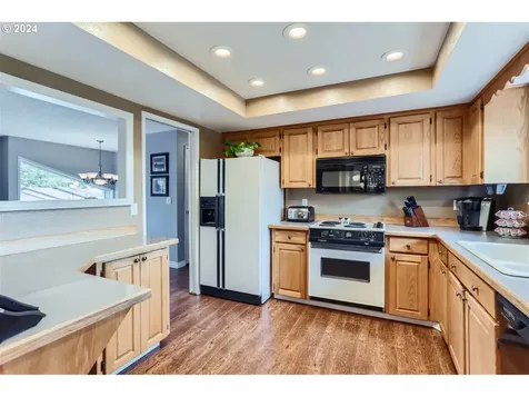 4727 Nw Tumalo Court Portland OR 97229