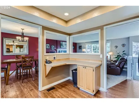 4727 Nw Tumalo Court Portland OR 97229