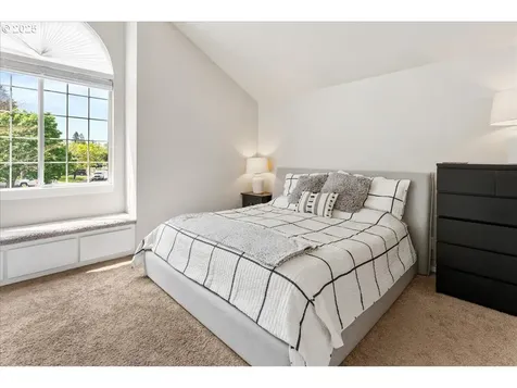 17254 SW 128th Avenue Portland OR 97224