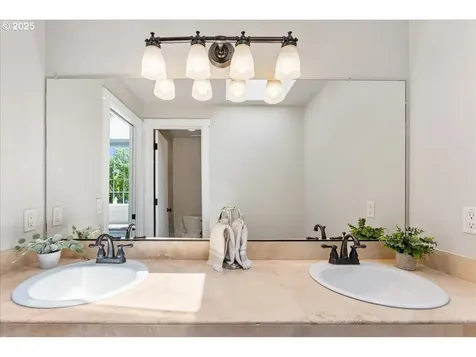 17254 SW 128th Avenue Portland OR 97224