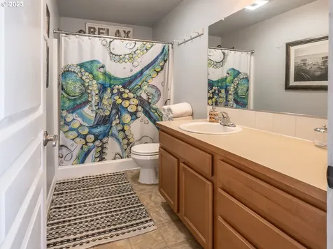 8435 S Hollyhock Street Rockaway Beach OR 97136